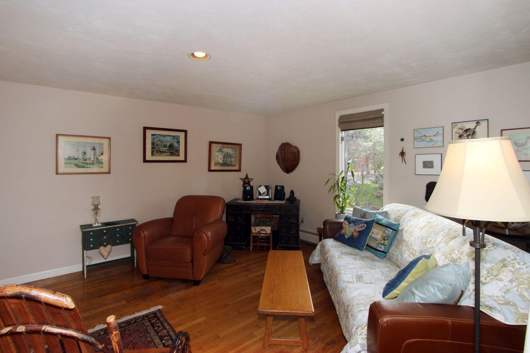 720 Quaker Road North Falmouth, MA 02556 - Photo 16 of 35 720quakerbedrm4