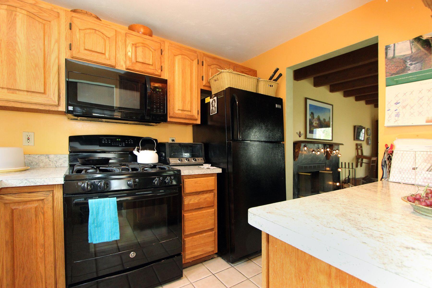 720 Quaker Road North Falmouth, MA 02556 - Photo 8 of 35 720quakerkit3
