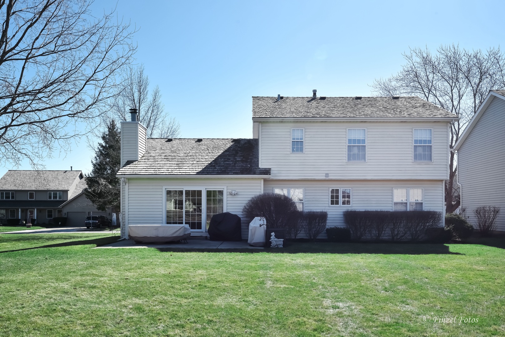 34108 Homestead Road Gurnee, IL 60031 - Photo 16 of 16 a front view of a house with garden