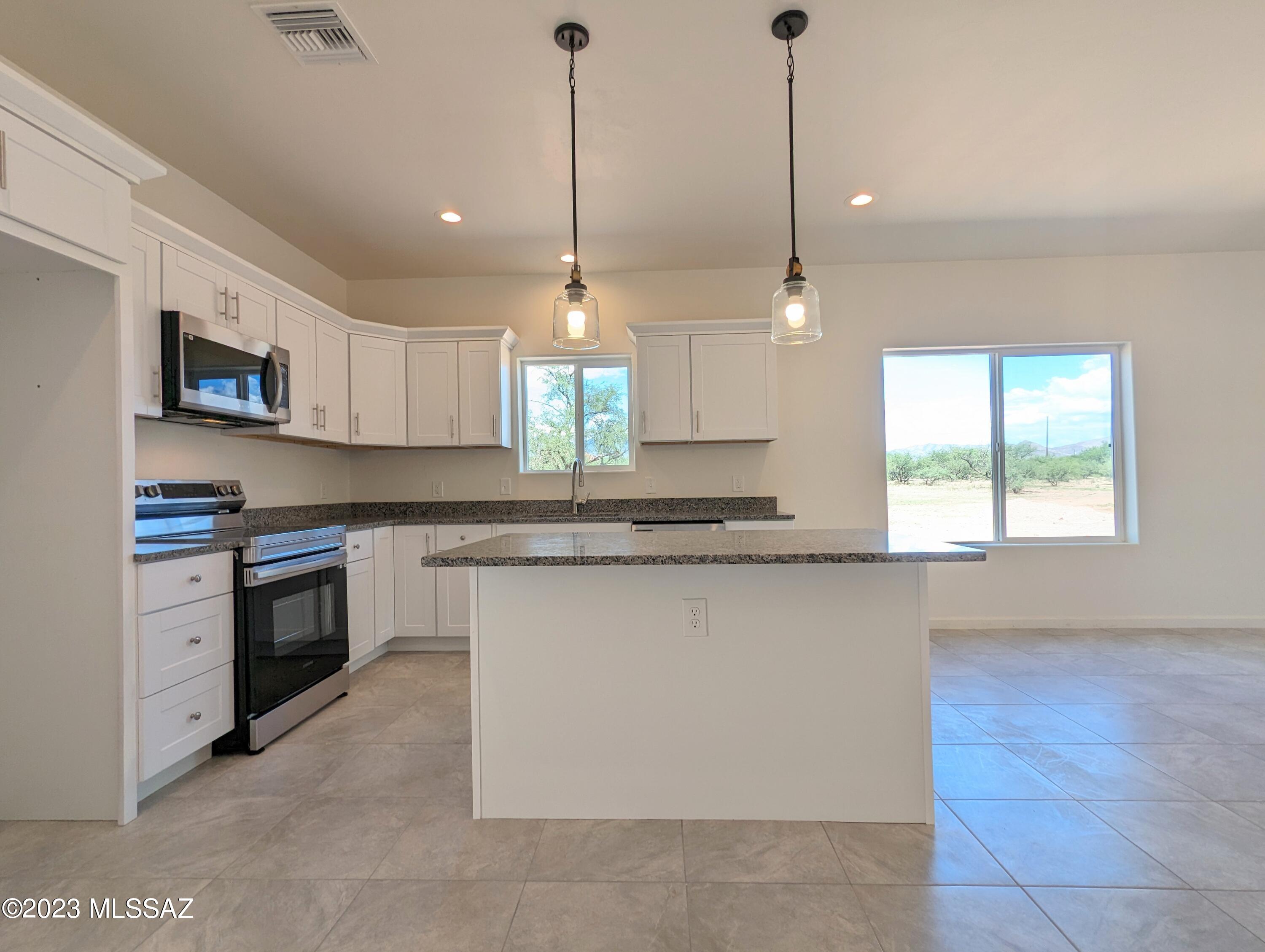 1854 Silver Court Rio Rico, AZ 85648 - Photo 14 of 33