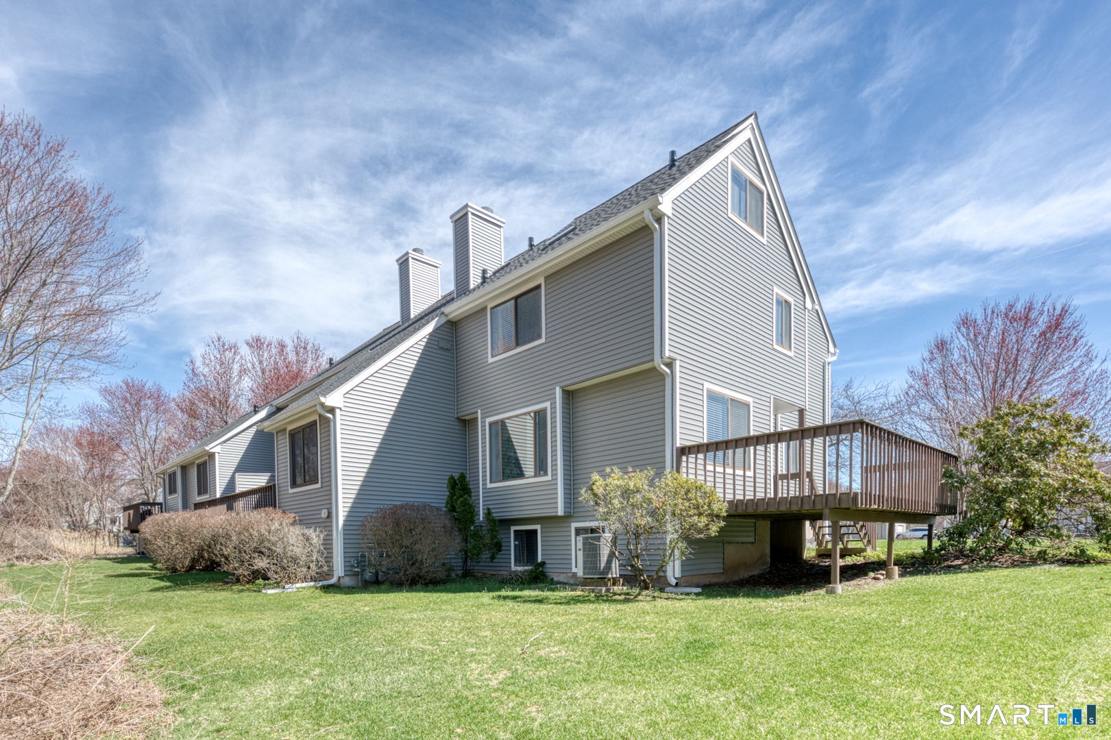 78 Silo Way, Unit 78 Bloomfield, CT 06002 - Photo 2 of 27 a view of house with yard and sitting area