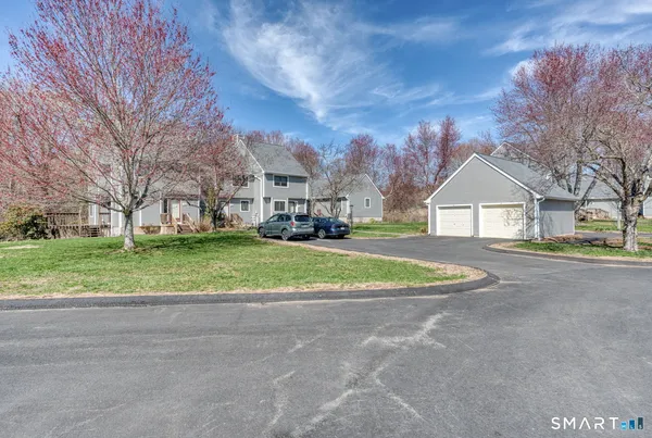 $289,900 | 78 Silo Way, Unit 78, Bloomfield, CT 06002