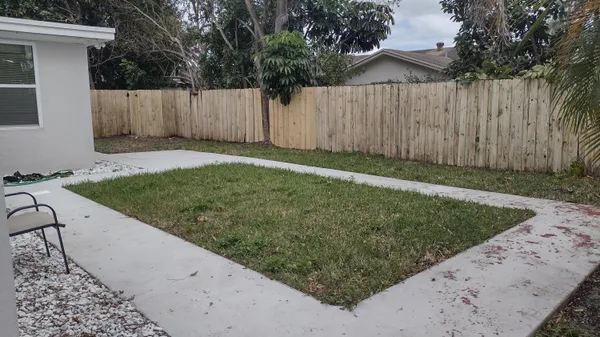 $3,400 | 22682 Family Circle, Boca Raton, FL 33428