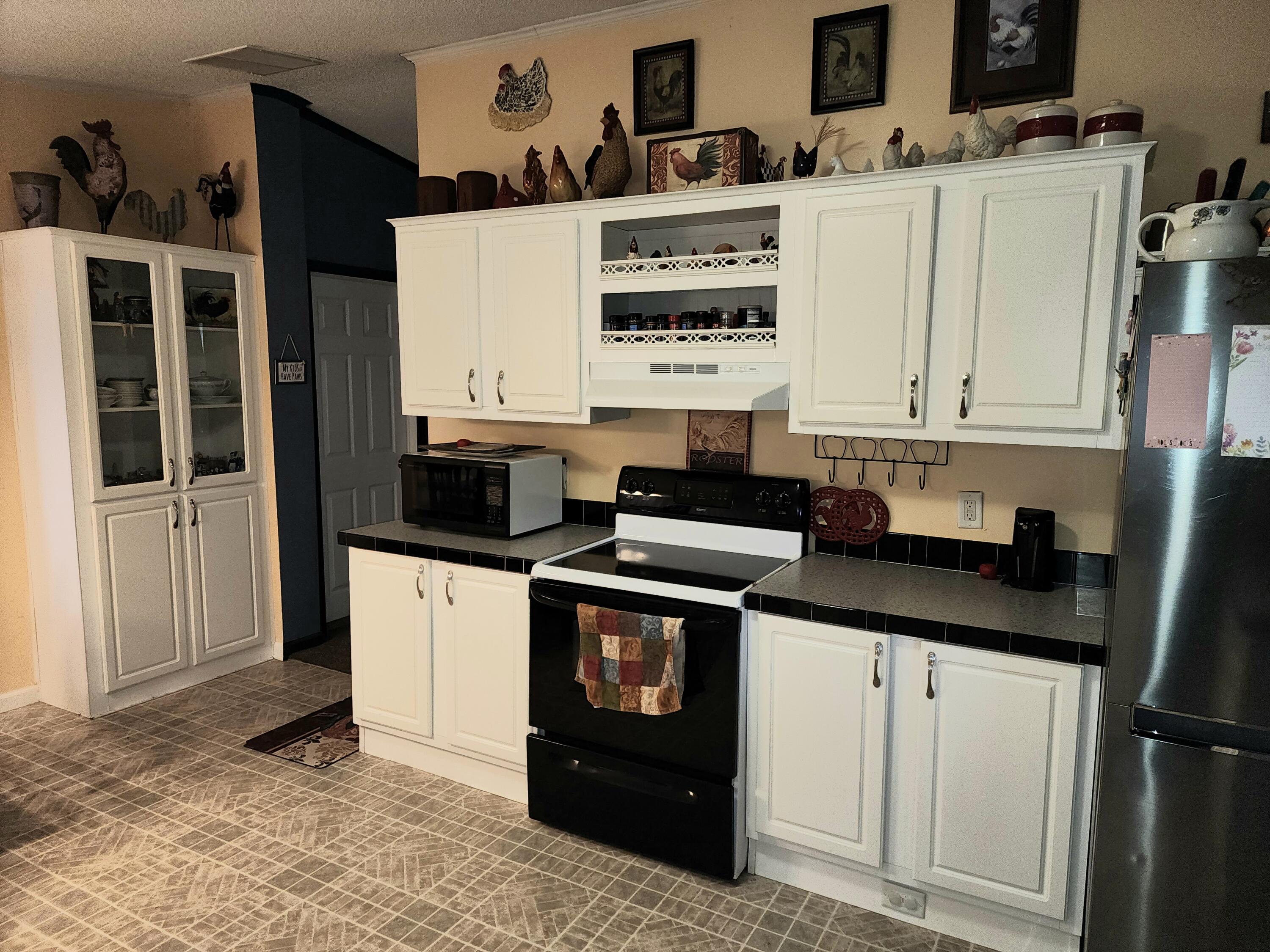 1925 Cox Road Ridgeway, VA 24148 - Photo 6 of 29 20231205_153320