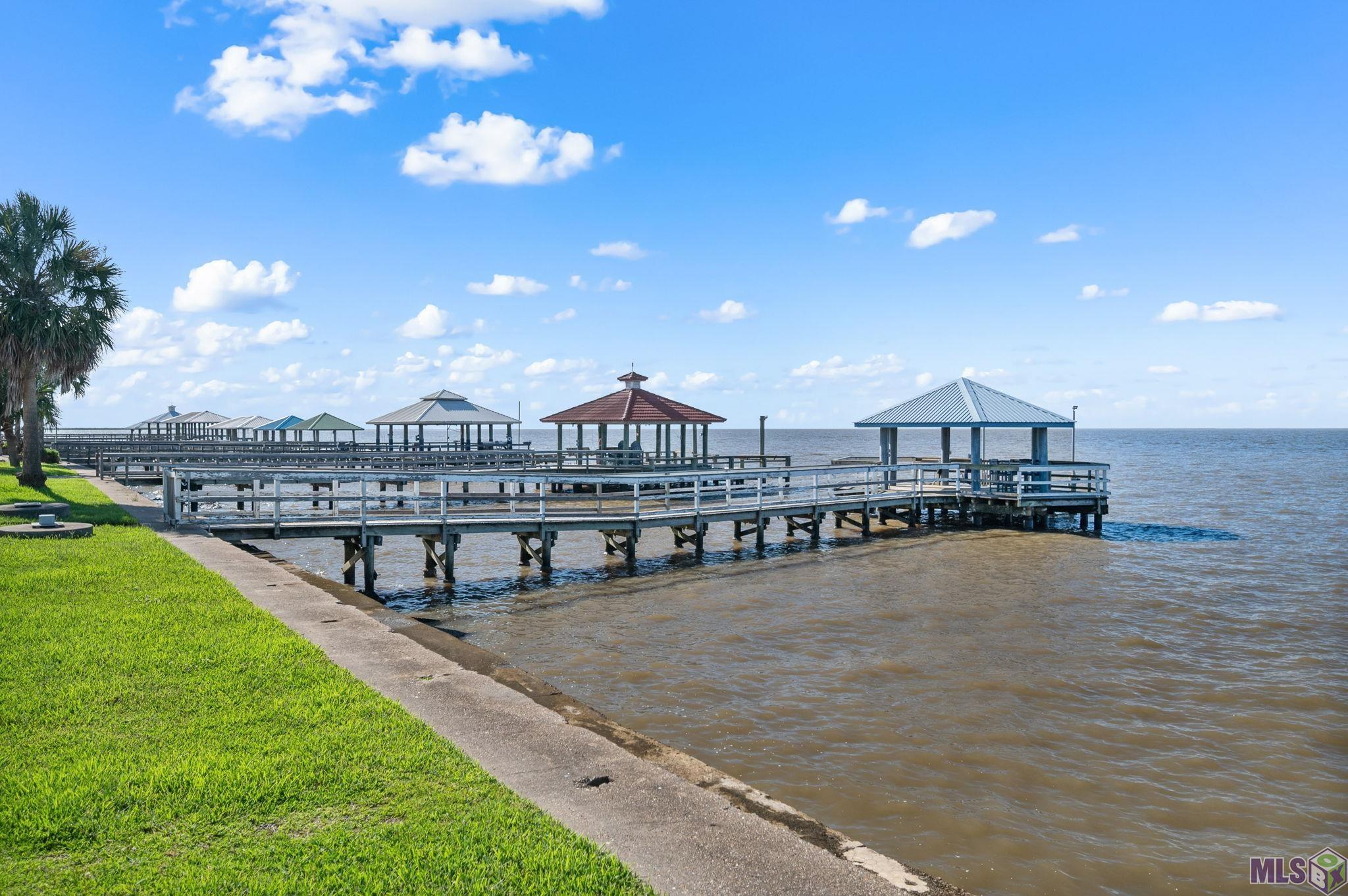 548 Bayview Lane Cypremort Point, LA 70538 - Photo 4 of 42