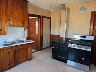 118 Hebert Avenue, Unit 3R Woonsocket, RI 02895 - Photo 4 of 14