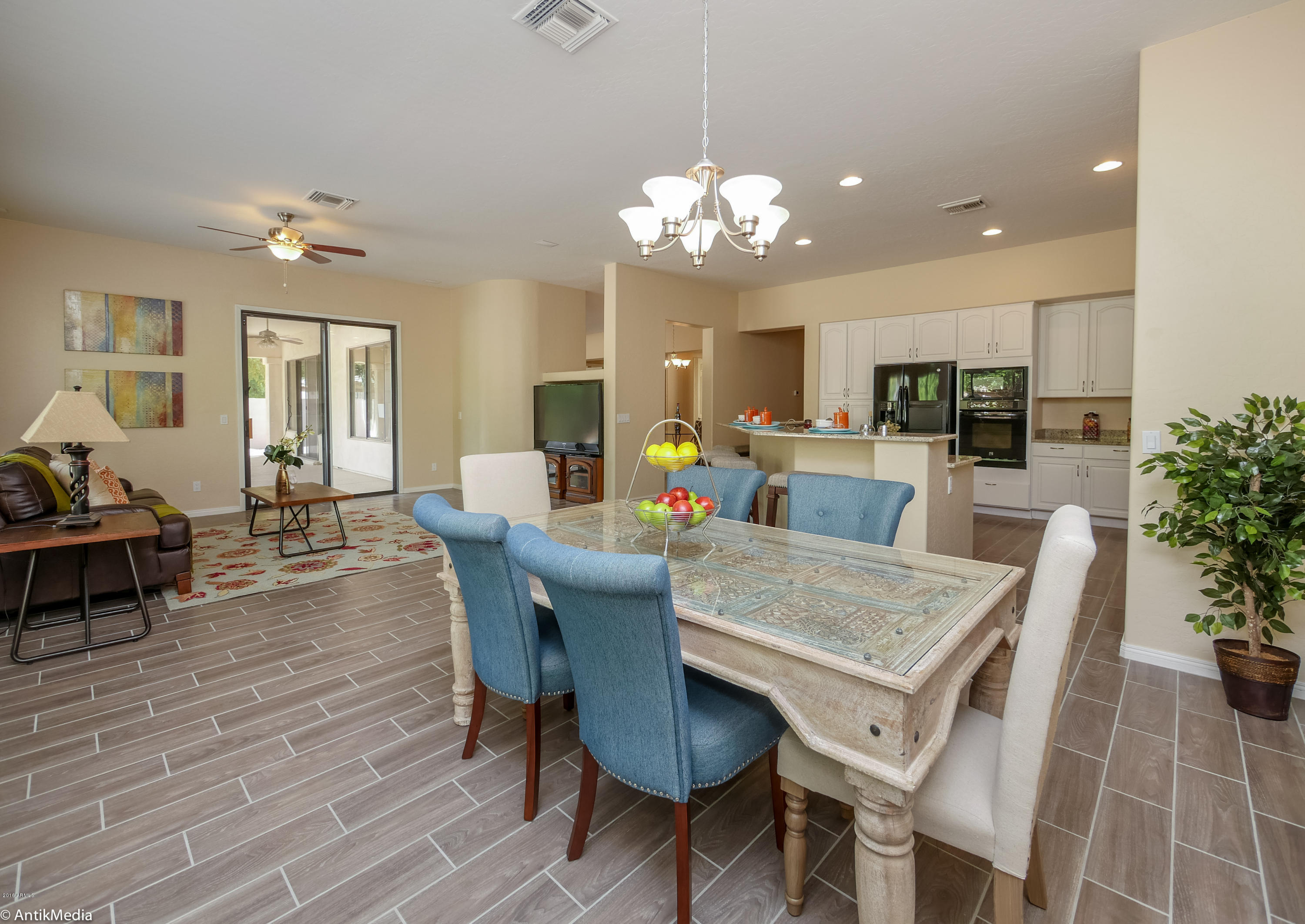 1916 West Blue Ridge Court Chandler, AZ 85248 - Photo 1 of 44 P1340813