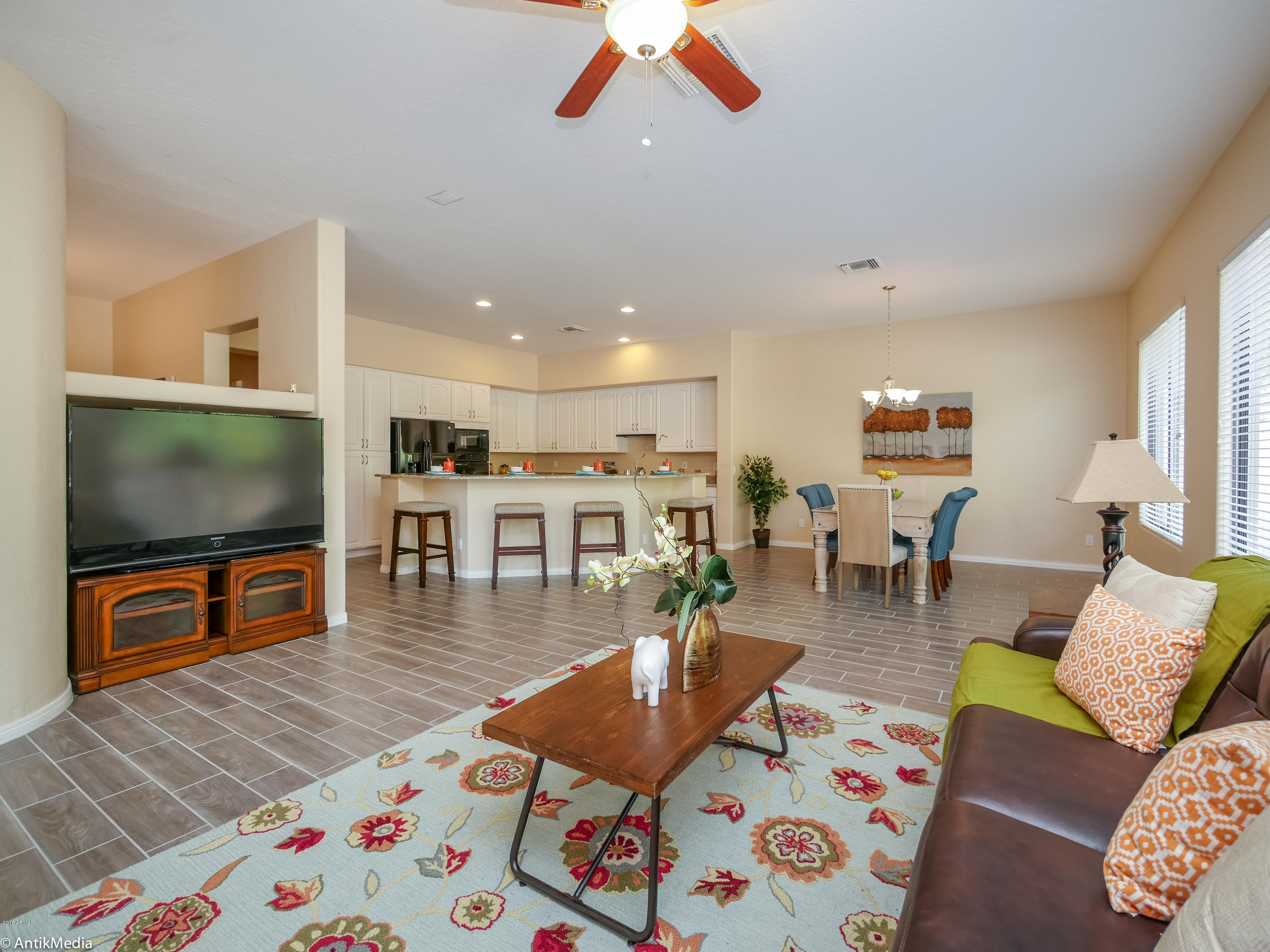 1916 West Blue Ridge Court Chandler, AZ 85248 - Photo 16 of 44 P1340815