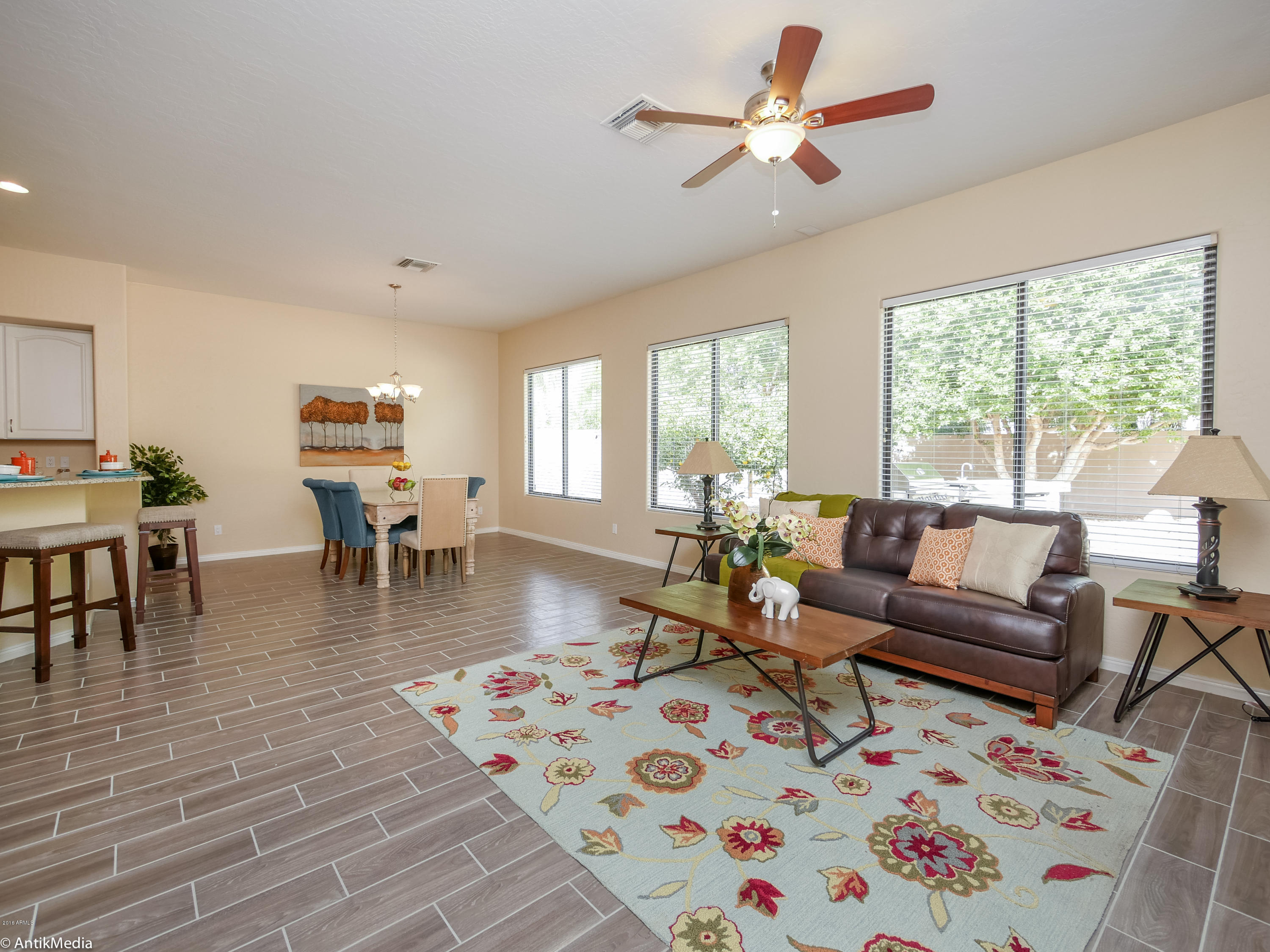 1916 West Blue Ridge Court Chandler, AZ 85248 - Photo 17 of 44 P1340817