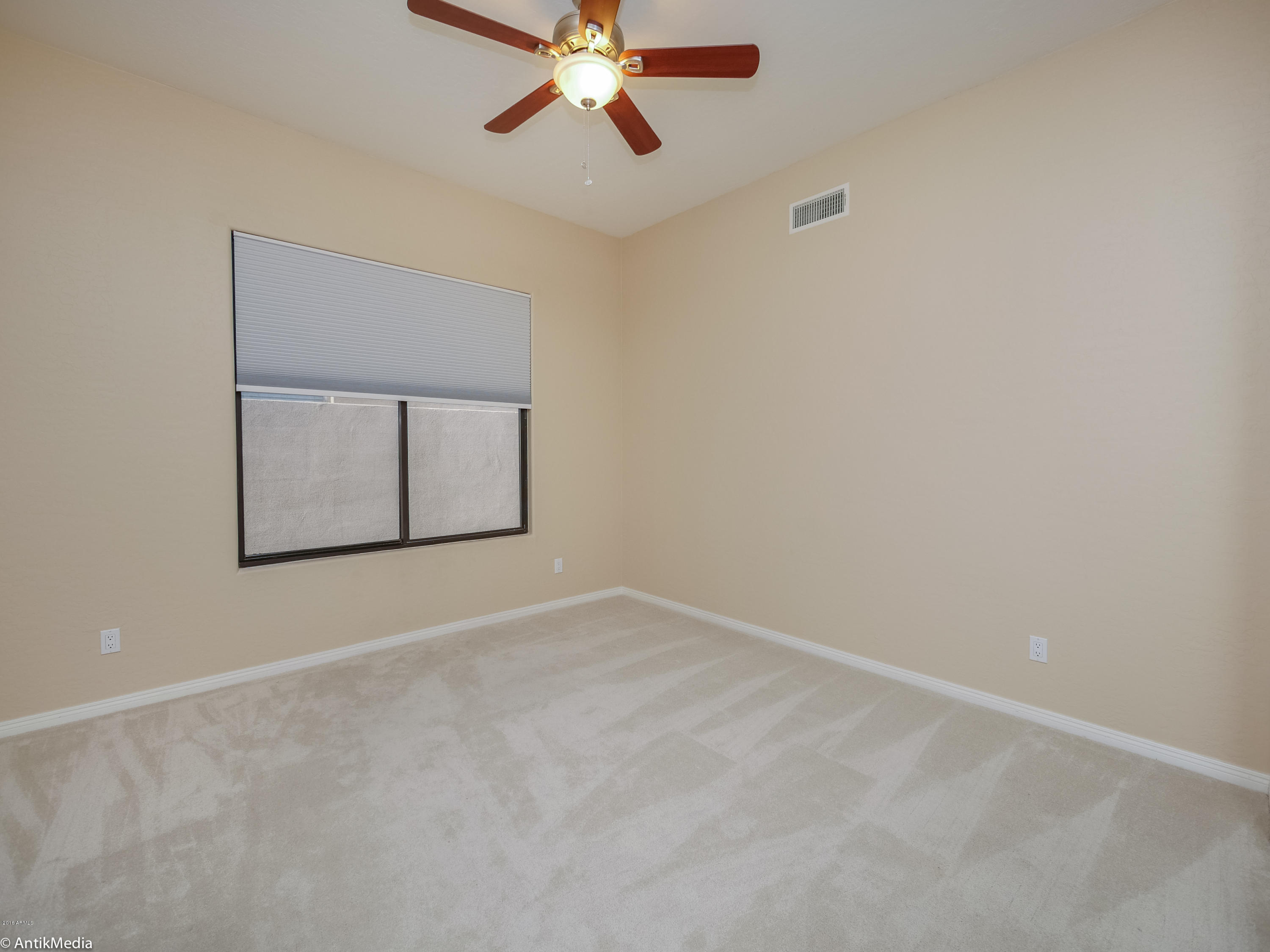 1916 West Blue Ridge Court Chandler, AZ 85248 - Photo 26 of 44 P1340832