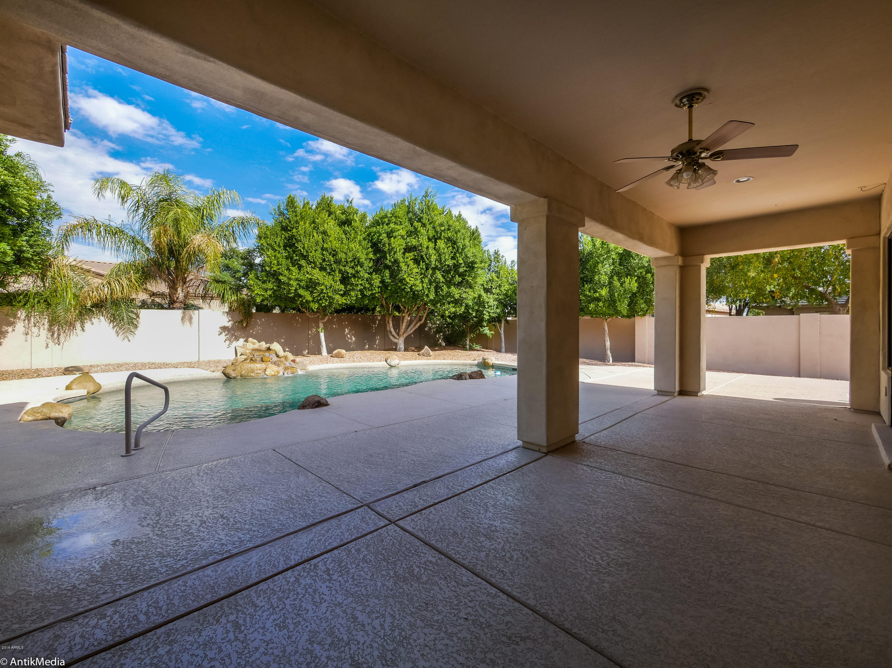 1916 West Blue Ridge Court Chandler, AZ 85248 - Photo 43 of 44 P1340856