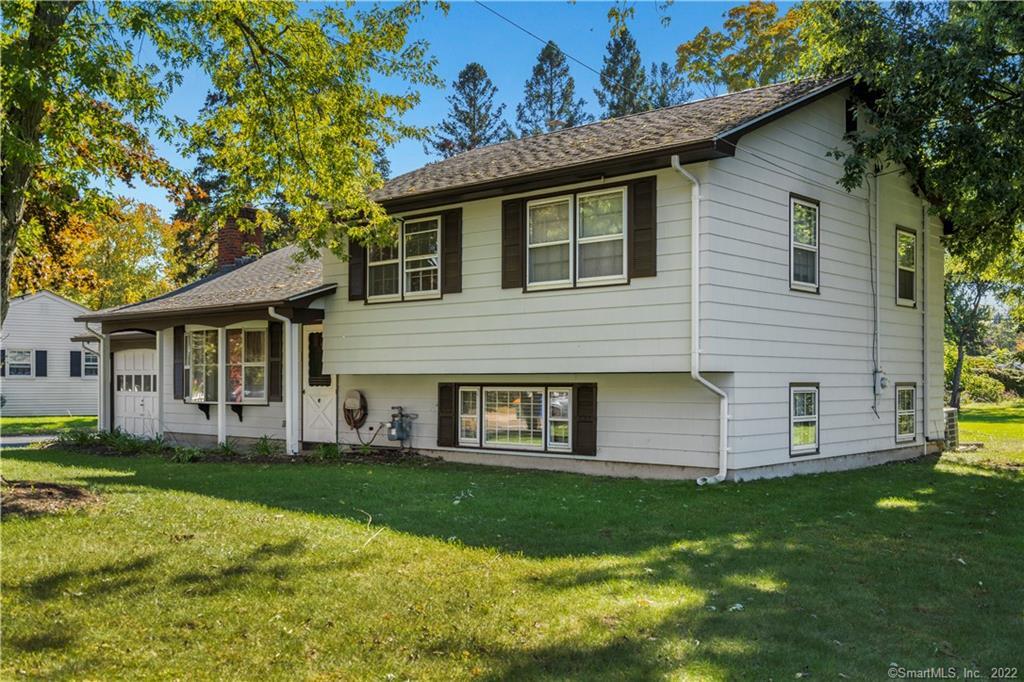 61 Pond Hill Road Wallingford, CT 06492 - Photo 1 of 1 Gallery Image 1