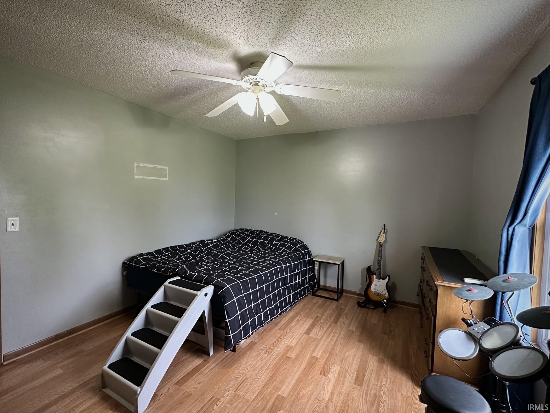 302 Chapel Lane Ashley, IN 46705 - Photo 12 of 15