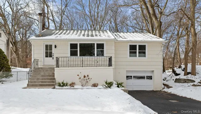 $575,000 | 21 Henning Drive, Montrose, NY 10548