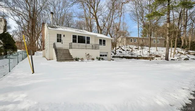 $575,000 | 21 Henning Drive, Montrose, NY 10548