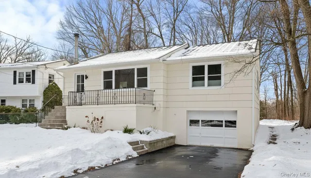 $575,000 | 21 Henning Drive, Montrose, NY 10548