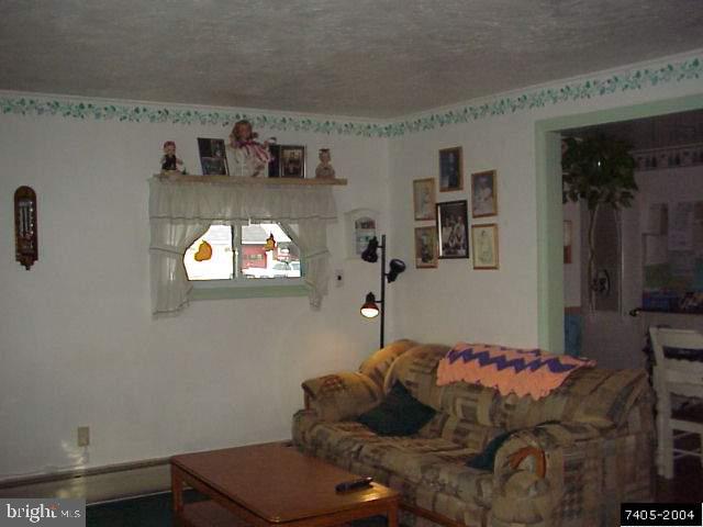701 Fireside Road York, PA 17404 - Photo 3 of 6