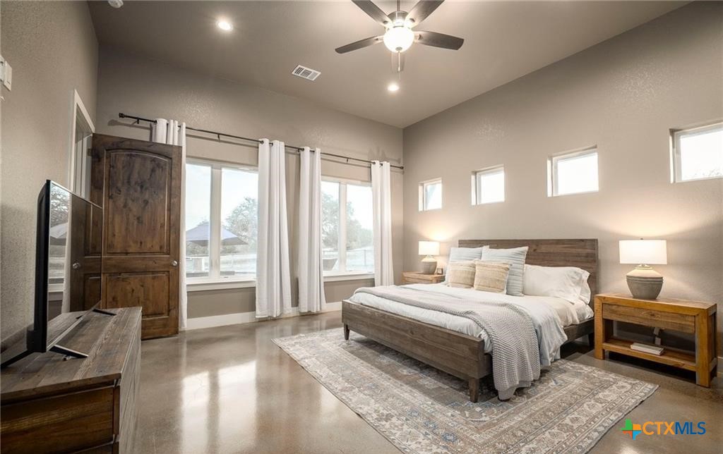 345 Laguna Road Bandera, TX 78003 - Photo 12 of 35