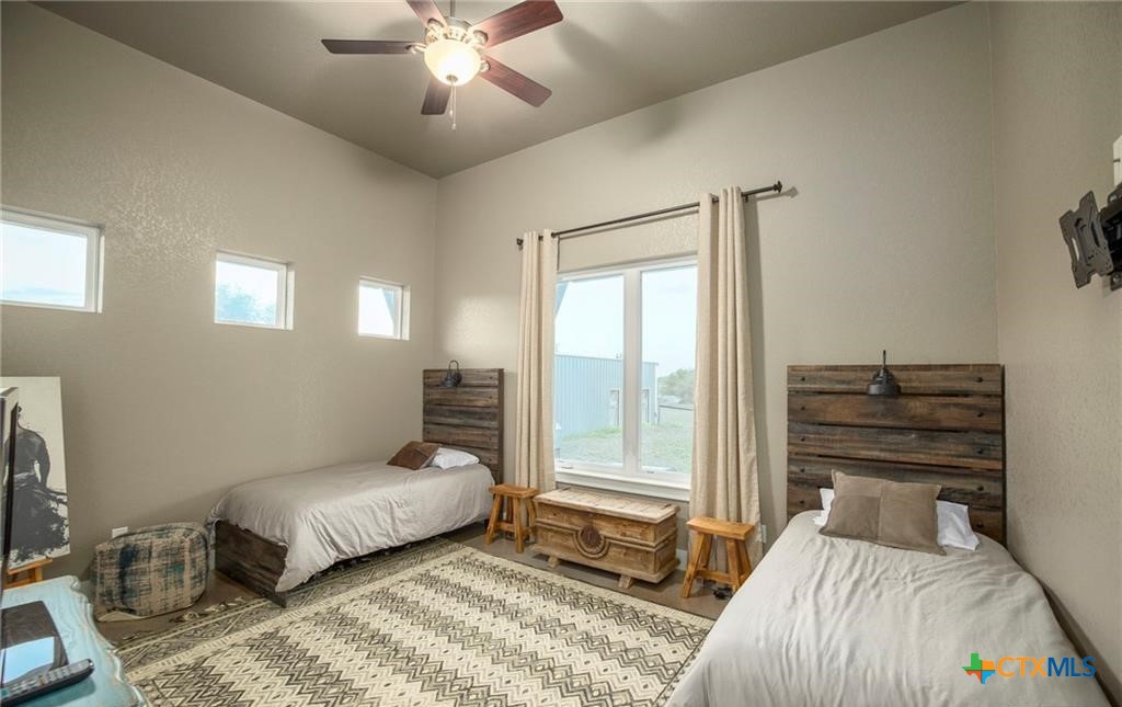 345 Laguna Road Bandera, TX 78003 - Photo 17 of 35