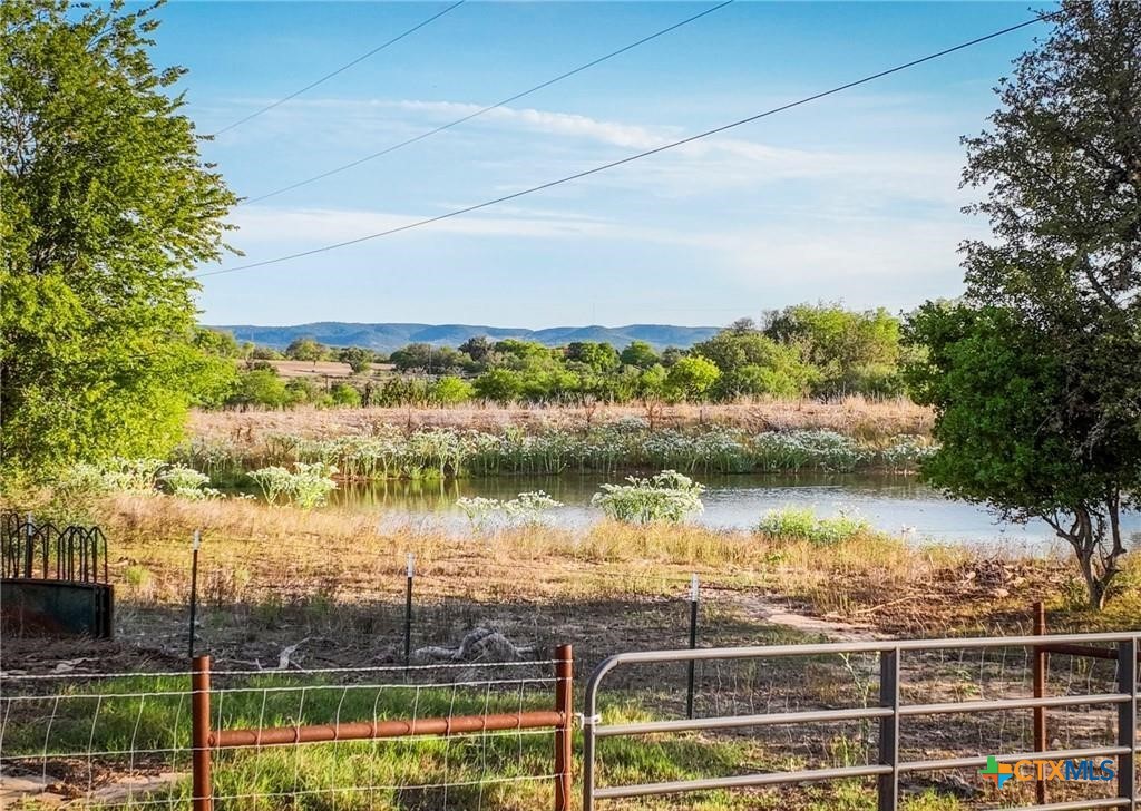 345 Laguna Road Bandera, TX 78003 - Photo 31 of 35