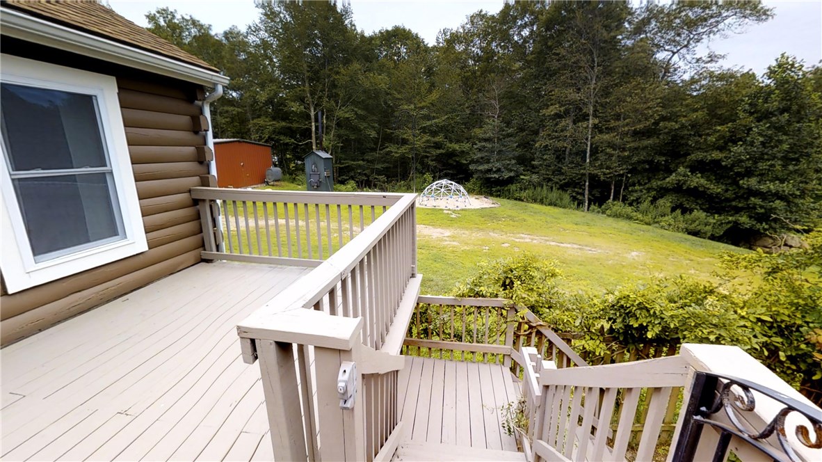 139 Kuehn Road Hopkinton, RI 02804 - Photo 4 of 31