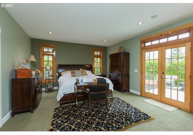 1090 Methodist Road Hood River, OR 97031 - Photo 11 of 32 Gallery Image 11
