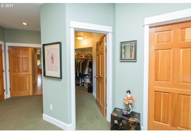 1090 Methodist Road Hood River, OR 97031 - Photo 13 of 32 Gallery Image 13