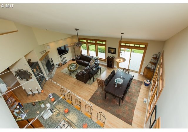 1090 Methodist Road Hood River, OR 97031 - Photo 24 of 32 Gallery Image 24