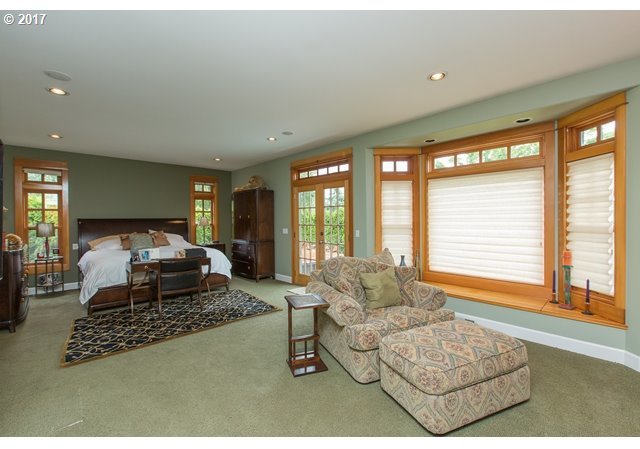 1090 Methodist Road Hood River, OR 97031 - Photo 10 of 32 Gallery Image 10