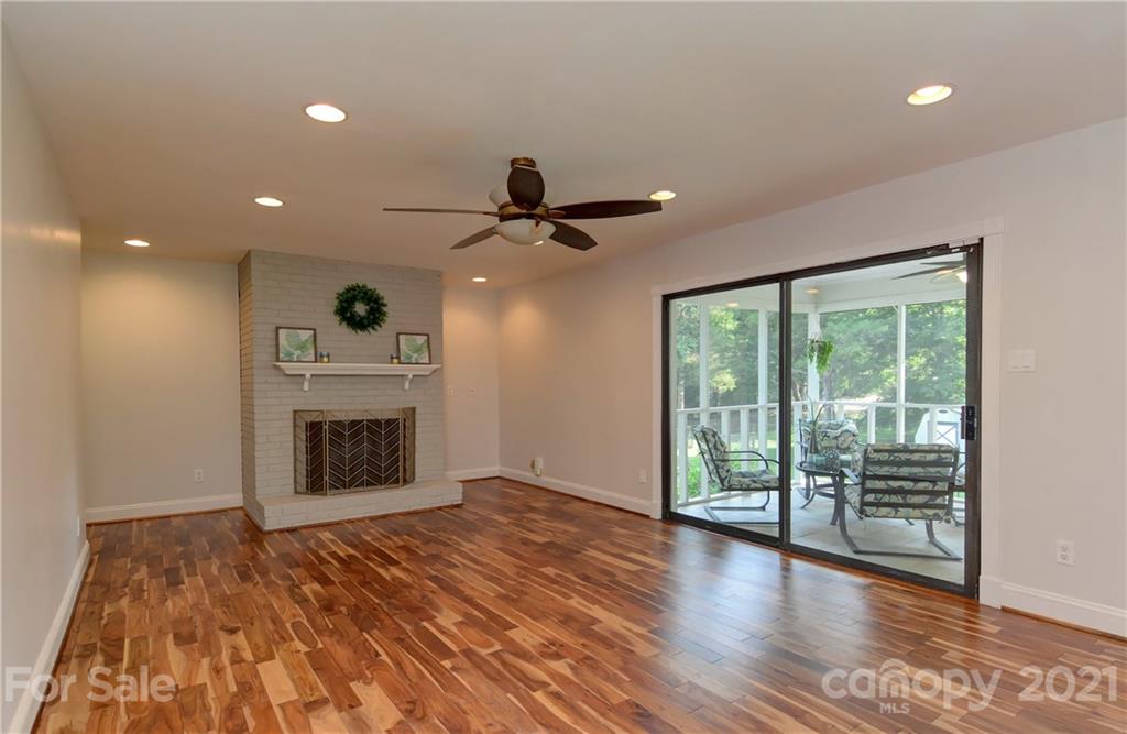 155 Dovershire Road Charlotte, NC 28270 - Photo 14 of 43 Gallery Image 14