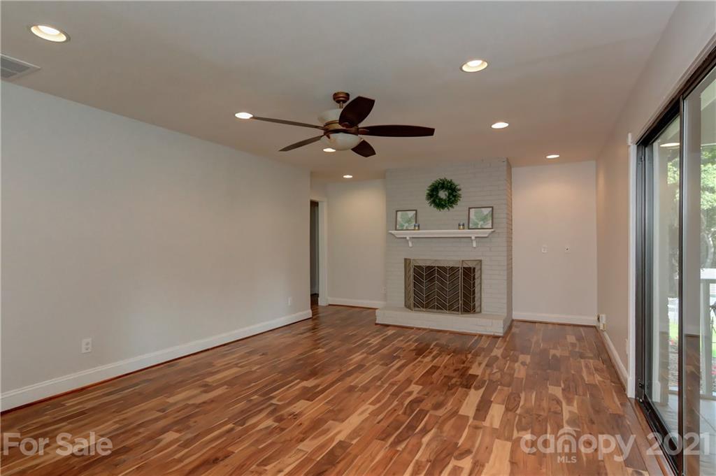 155 Dovershire Road Charlotte, NC 28270 - Photo 15 of 43 Gallery Image 15