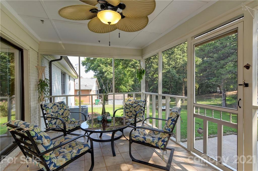155 Dovershire Road Charlotte, NC 28270 - Photo 20 of 43 Gallery Image 20
