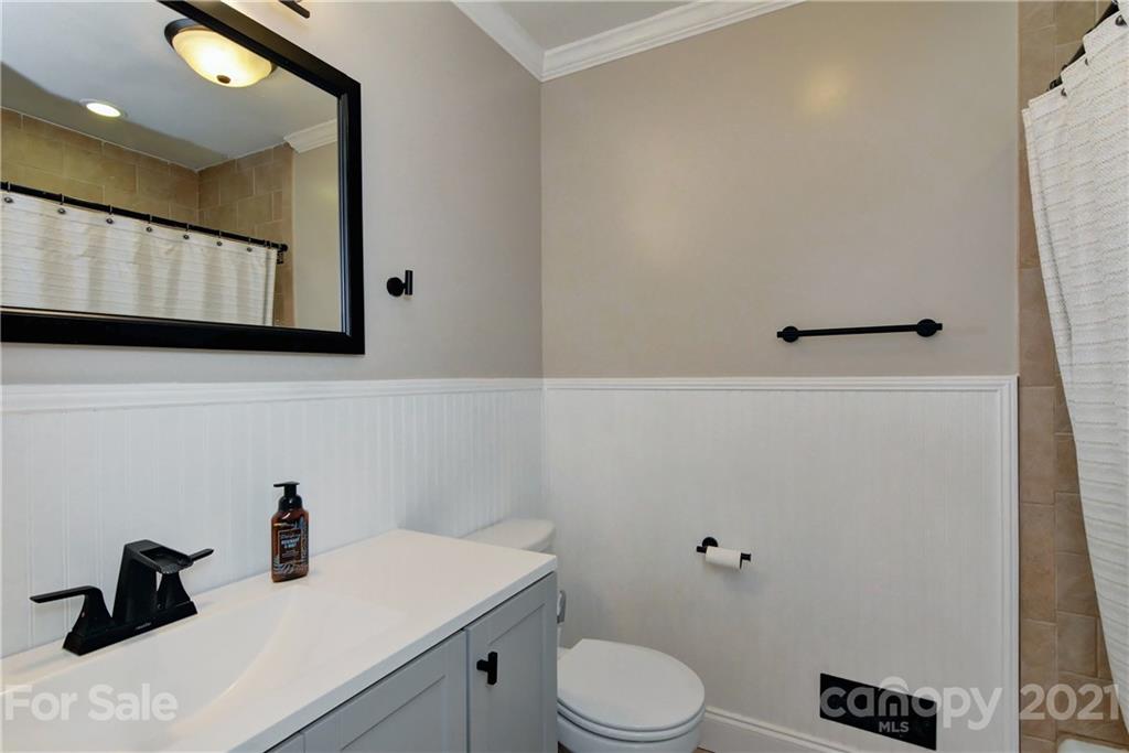 155 Dovershire Road Charlotte, NC 28270 - Photo 30 of 43 Gallery Image 30