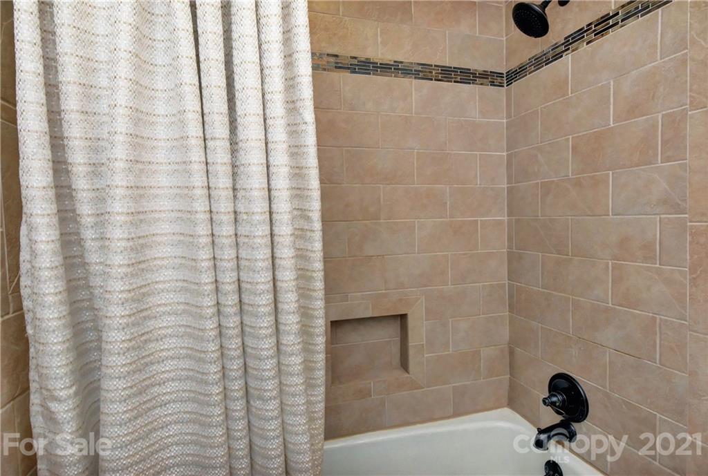 155 Dovershire Road Charlotte, NC 28270 - Photo 31 of 43 Gallery Image 31