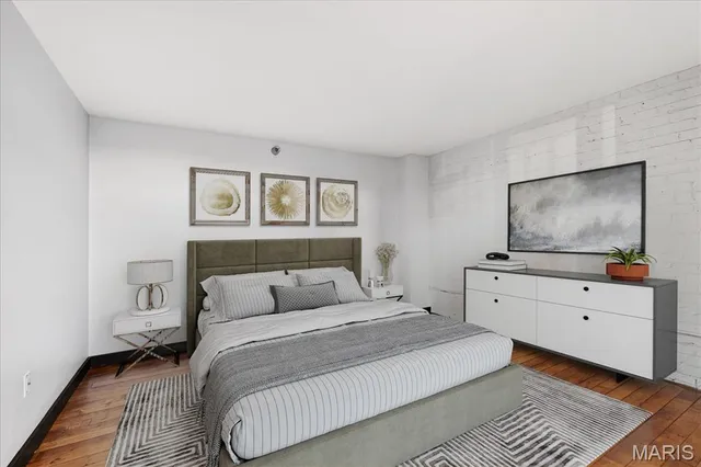 $289,000 | 4242 Laclede Avenue, Unit 203, St. Louis, MO 63108