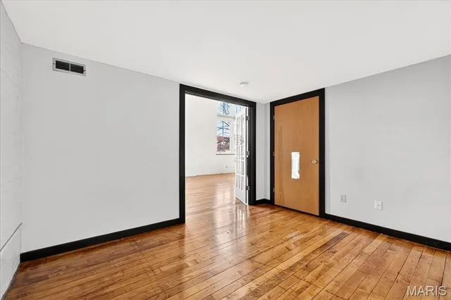 $289,000 | 4242 Laclede Avenue, Unit 203, St. Louis, MO 63108