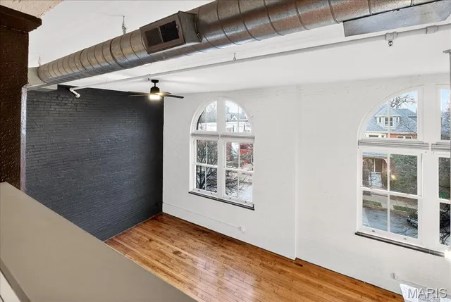 $289,000 | 4242 Laclede Avenue, Unit 203, St. Louis, MO 63108