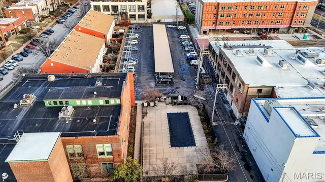 $289,000 | 4242 Laclede Avenue, Unit 203, St. Louis, MO 63108