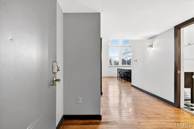 $289,000 | 4242 Laclede Avenue, Unit 203, St. Louis, MO 63108