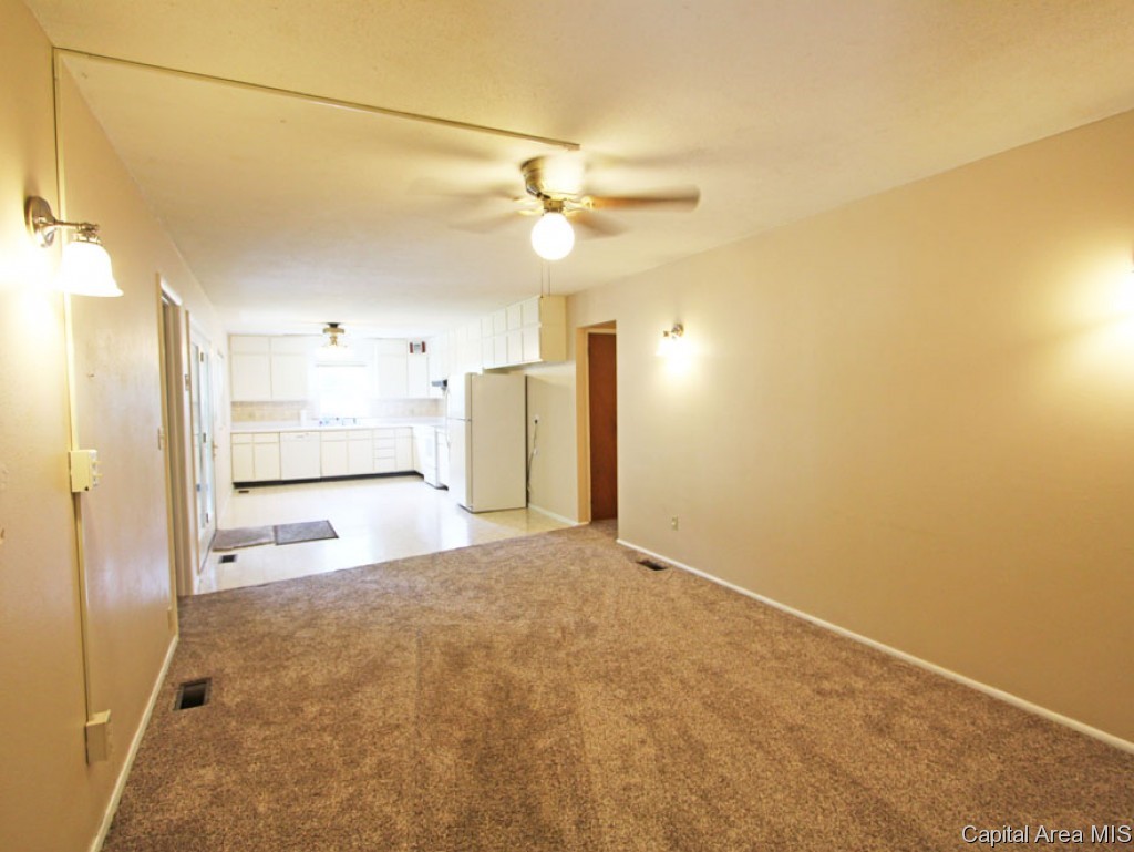 2449 Haverford Road Springfield, IL 62704 - Photo 2 of 14