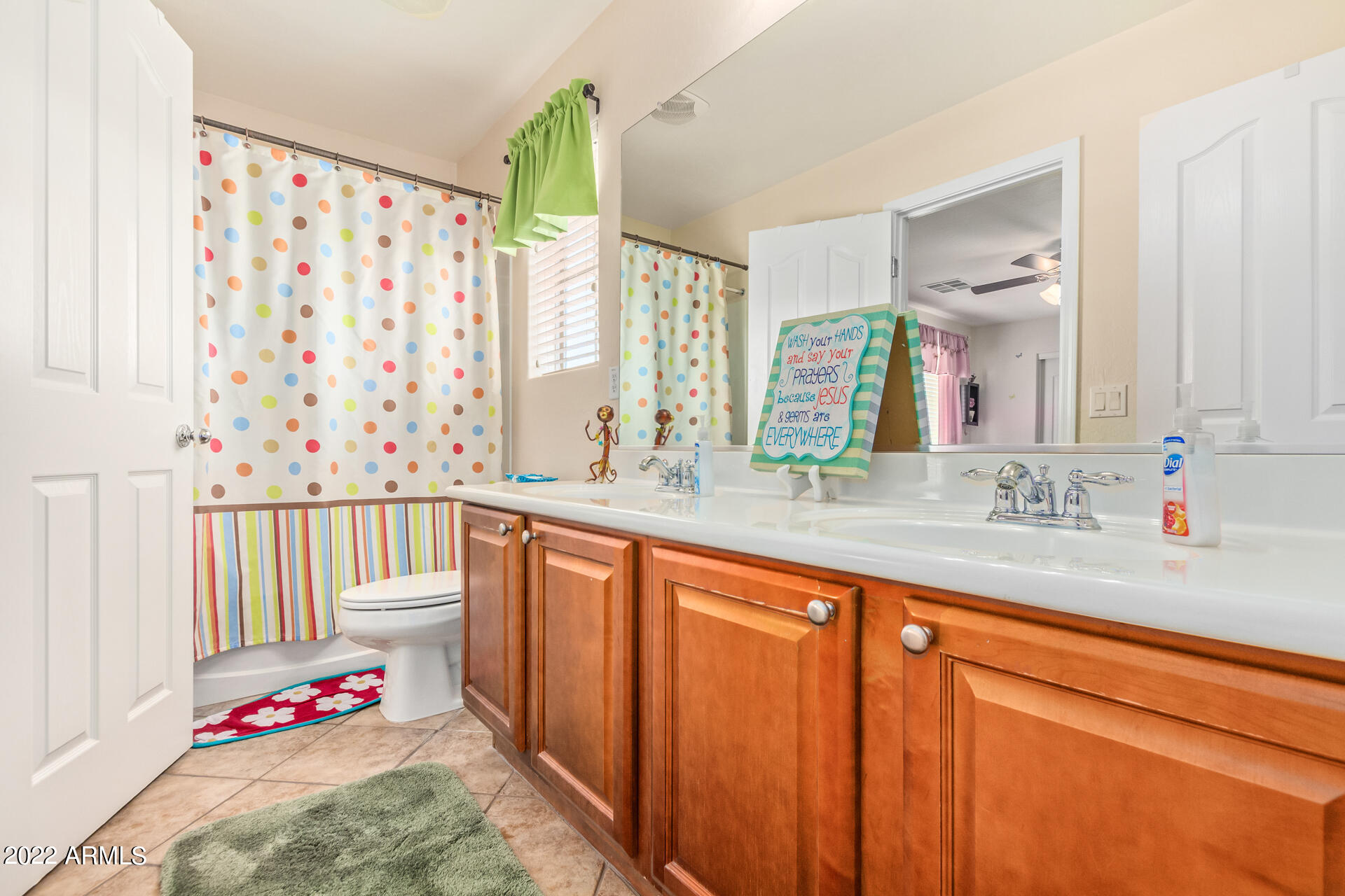 1254 East Walnut Road Gilbert, AZ 85298 - Photo 17 of 30 Bthrm 2 Upstairs