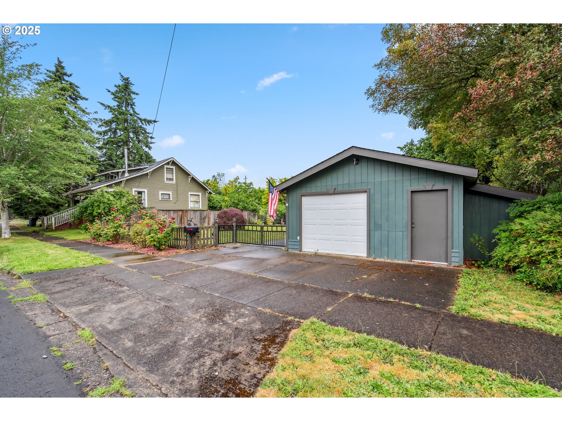 623 Southwest 10th Avenue Albany, OR 97321 - Photo 3 of 33 Gallery Image 3
