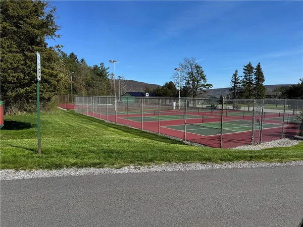 $309,900 | 164 Cliffside Drive, South Bristol, NY 14424