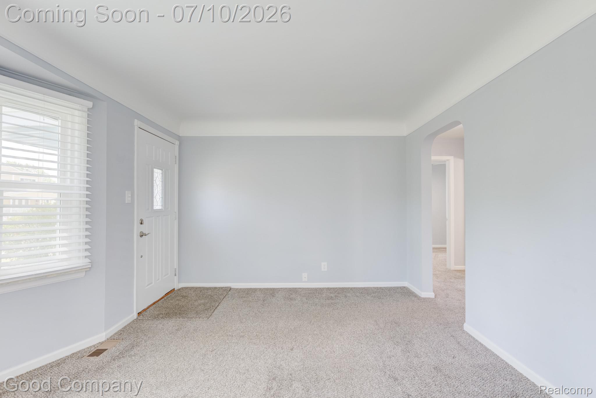3689 Phillips Avenue Berkley, MI 48072 - Photo 11 of 51 3689 Phillips Ave.-07.jpg