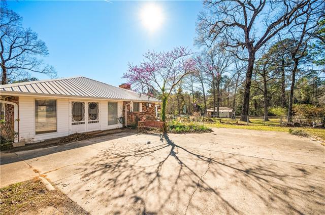 608 Ates Road Pineville, LA 71360 - Photo 5 of 34