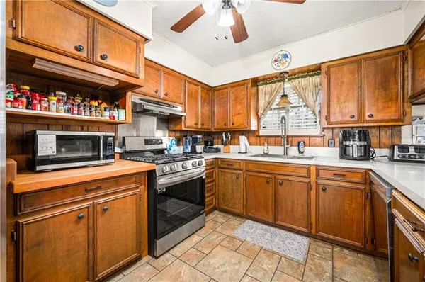 $250,000 | 608 Ates Road, Pineville, LA 71360