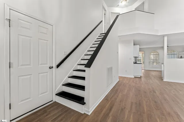 $314,900 | 28 Lantern Lane, Greer, SC 29651