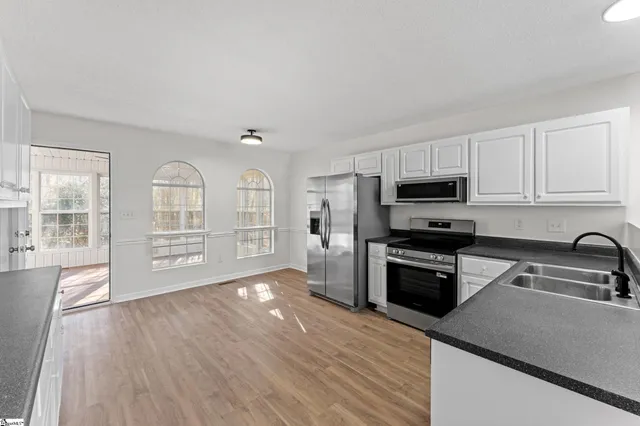 $314,900 | 28 Lantern Lane, Greer, SC 29651