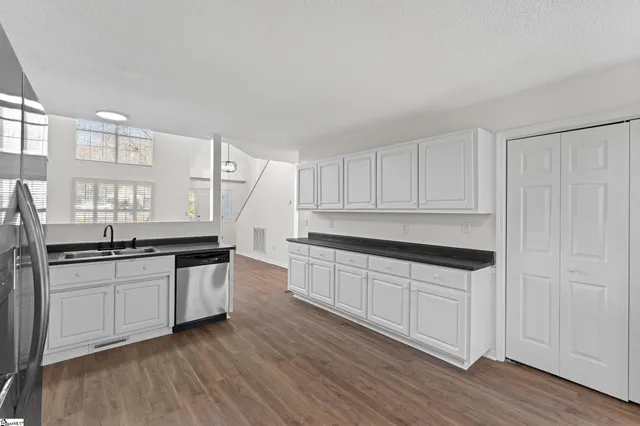 $314,900 | 28 Lantern Lane, Greer, SC 29651