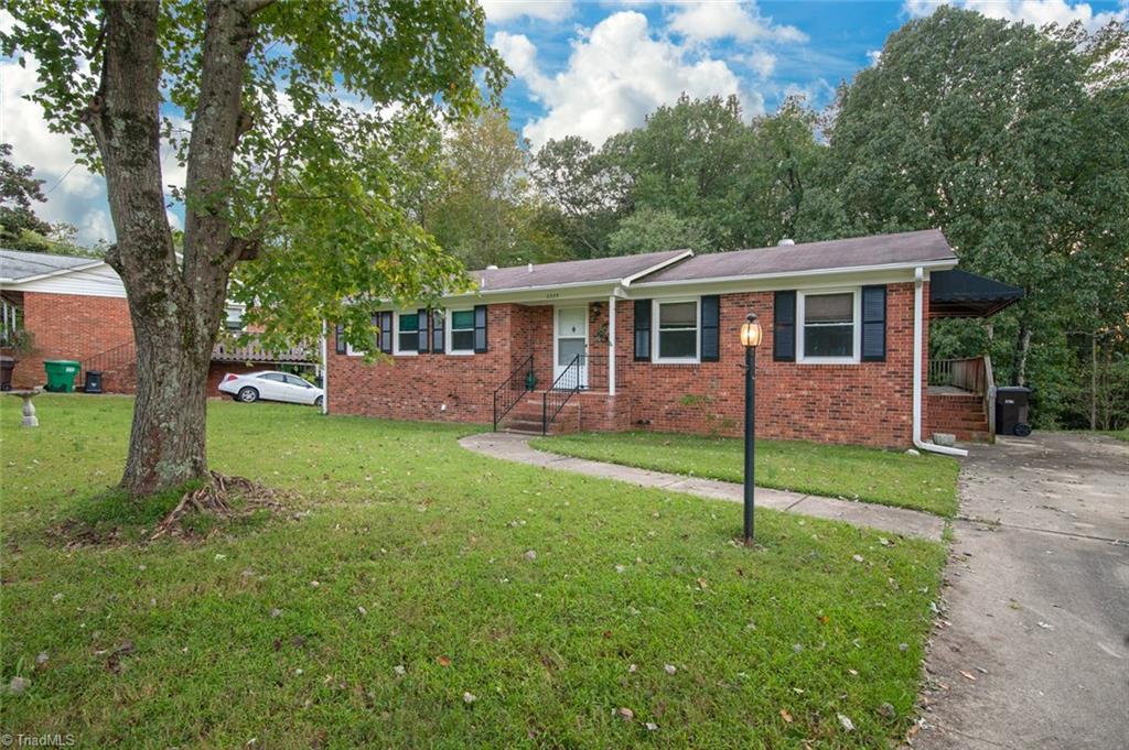 2305 Dover Place High Point, NC 27265 - Photo 2 of 20 Well Maintained Brick home